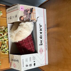 isotoner Red and Cream Women's Slippers